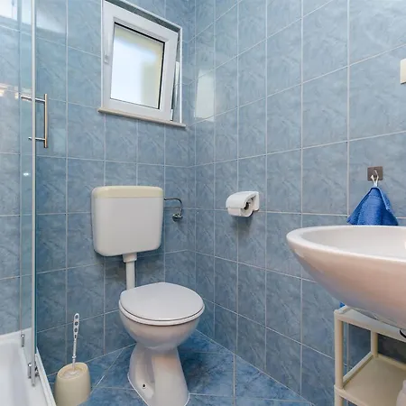 Apartment Roko *